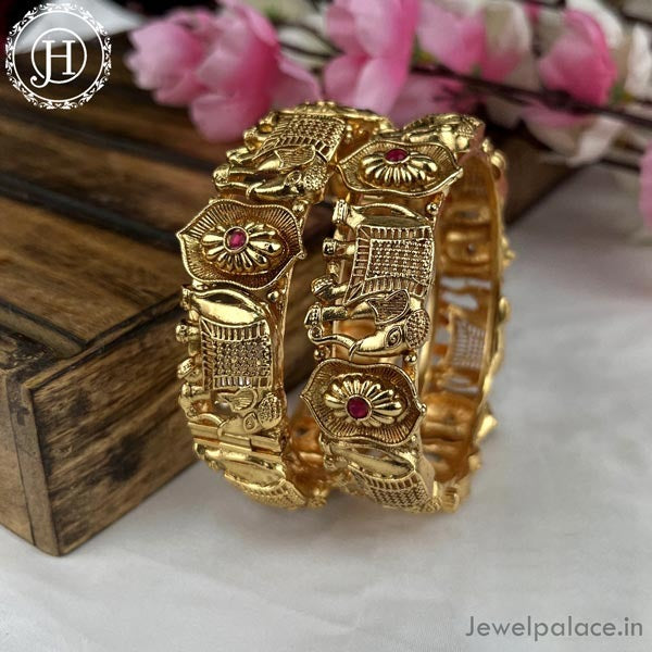 Exclusive Gold Plated Matte Finish Kemp Stone Temple Bangles