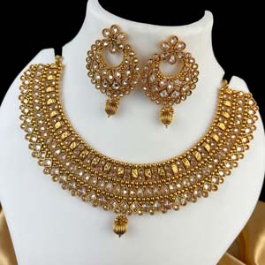 Latest Gold Plated Kundan Necklace With Jhumka Earrings JH1173