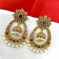 Exclusive Studs Earring JH1582