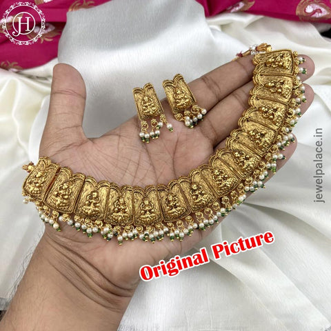 Beautiful Gold Finish Kemp Stone Laxmi Necklace JH3823