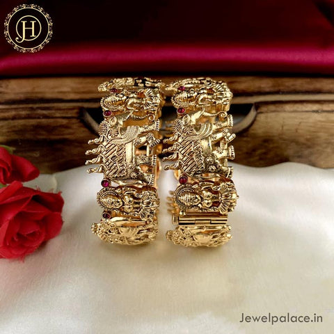 Premium Quality Gold Plated Matte Finish Temple Bangles JH4689