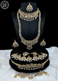 Pretty Traditional South Indian Bridal Jewellery Set JH5565