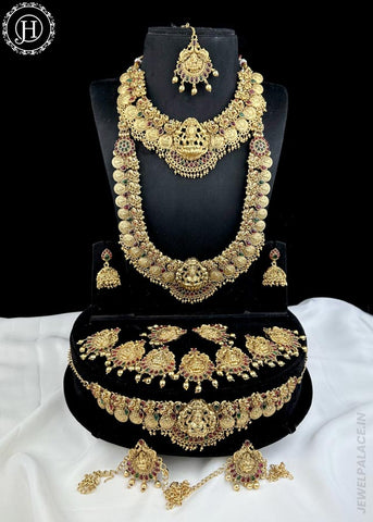 Pretty Traditional South Indian Bridal Jewellery Set JH5574