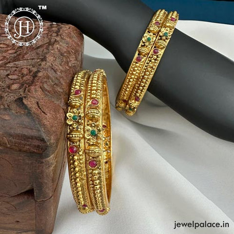 Beautiful Gold Plated Kemp Stone Traditional Bangles JH5998