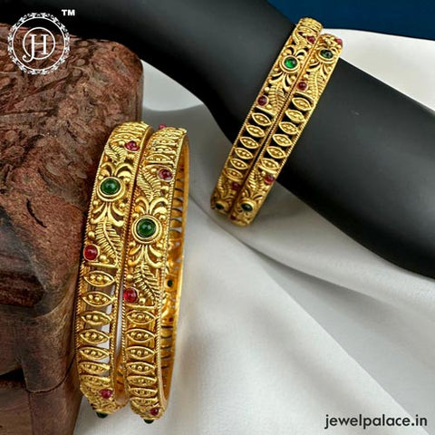 Beautiful Gold Plated Kemp Stone Traditional Bangles JH6001