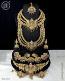 Pretty Traditional South Indian Bridal Jewellery Set JH6498