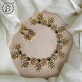 Sparkling Gold Plated Premium Quality Floral Motif Necklace
