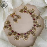 Sparkling Gold Plated Premium Quality Floral Motif Necklace