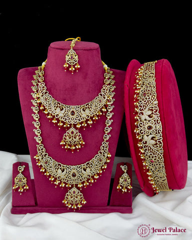 Elegant Gold Plated High Quality Alloy With AD Stone Victorian Jewellery Set JH6873