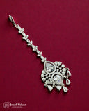 Elegant silver necklace with intricate design on a red background, featuring the brand 'Jewel Palace'.