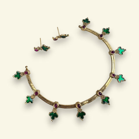 Elegant Gold Finish Traditional Kerala Palakka Necklace JH7815