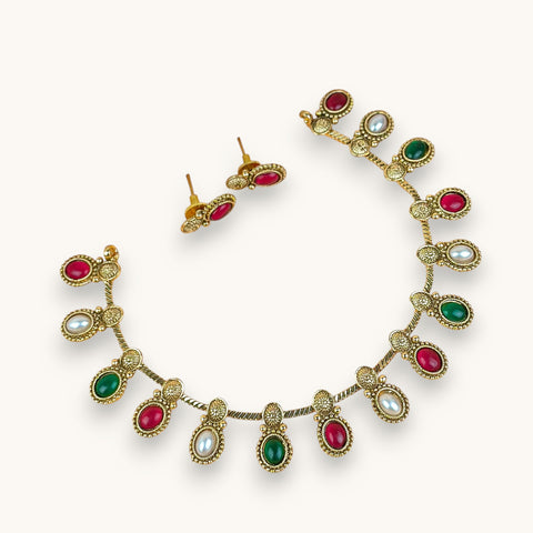 Exclusive Gold Finish Antique Necklace With Earrings JH7831