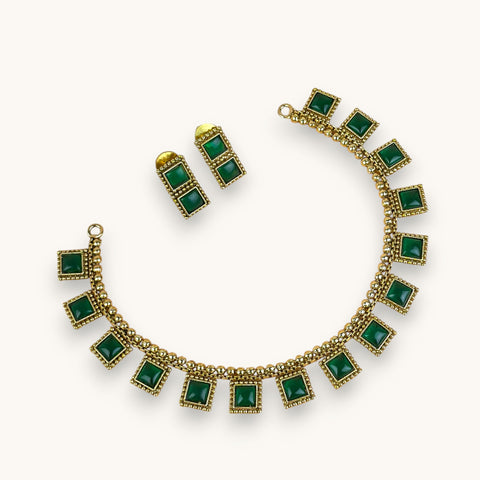 Exclusive Gold Finish Antique Necklace With Earrings JH7832