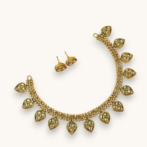 Exclusive Gold Finish Antique Necklace With Earrings JH7836