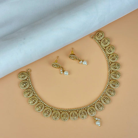 Exclusive Gold Finish Antique Necklace With Earrings JH7850