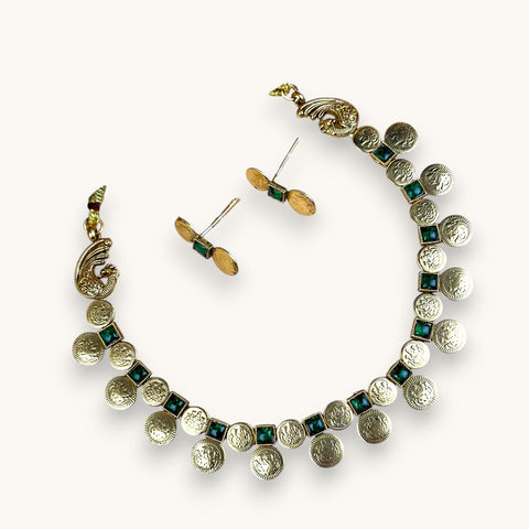 Elegant Gold Finish Traditional Kerala Palakka Necklace JH7864