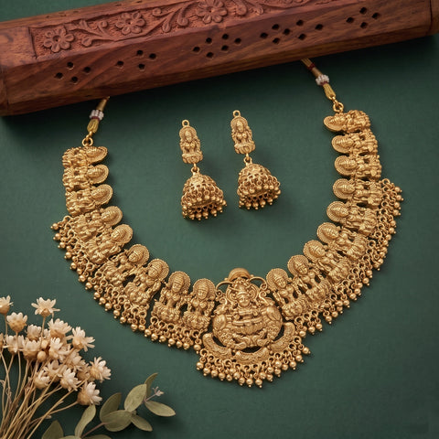 Exclusive Gold Finish Antique Necklace With Earrings JH7985