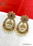 Exclusive Studs Earring JH1582