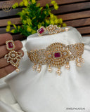 Beautiful Gold Plated Antique Necklace JH2850