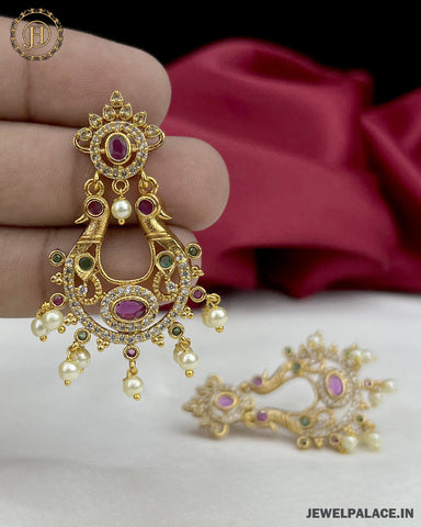 Elegant Antique Earrigs JH3277