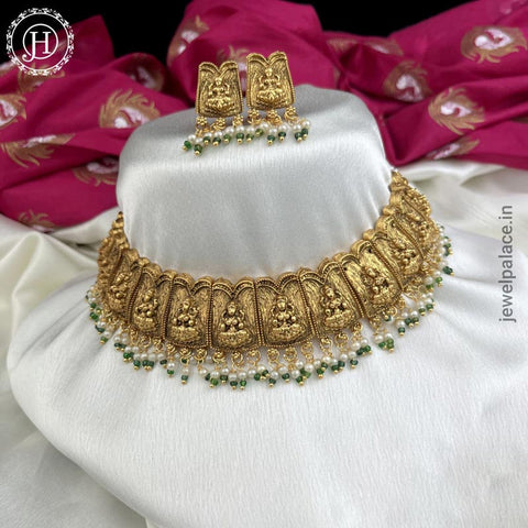 Beautiful Gold Finish Kemp Stone Laxmi Necklace JH3823